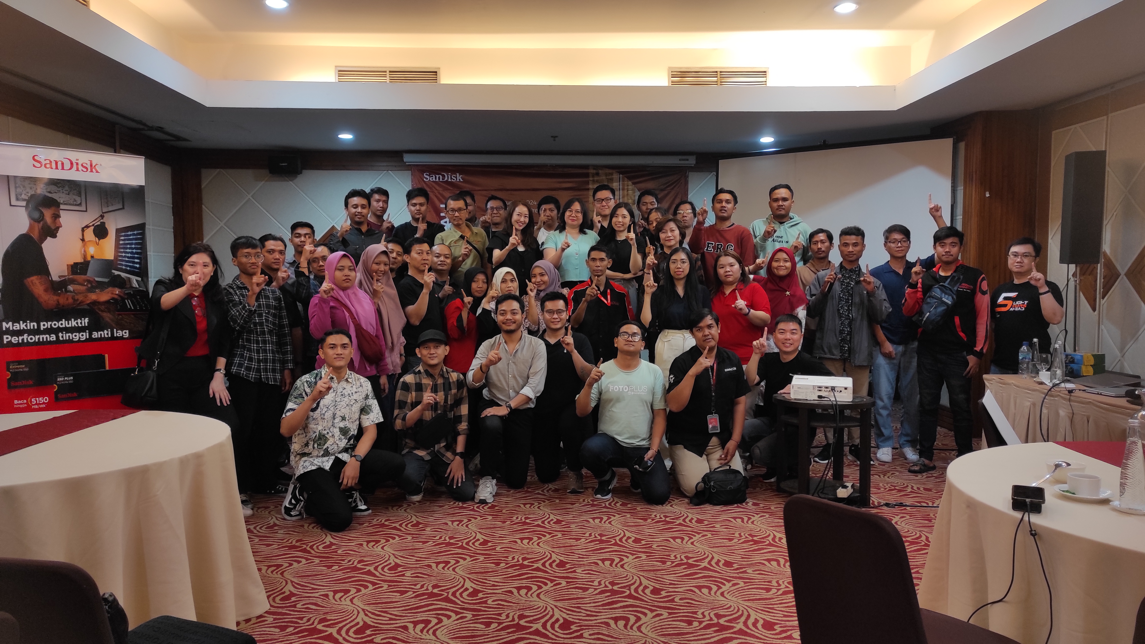 Dealer Gathering Dinner SanDisk Bersama Astrindo Senayasa Surabaya
